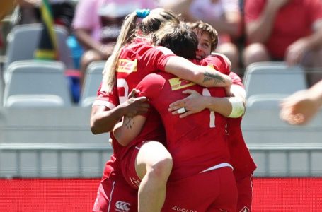 Canadian women win bronze at Cape Town 7s