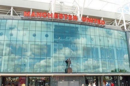 Man United announce debt rises to close to £430 million
