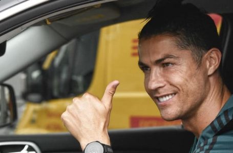 Ronaldo returns to Juventus training pitch