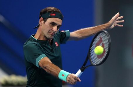 After yearlong layoff, Roger Federer returns with win over Dan Evans at Qatar Open