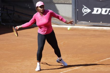 Serena Williams loses in straight sets to Katerina Siniakova in Emilia-Romagna Open