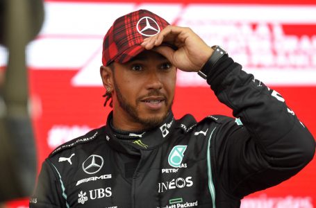 Lewis Hamilton opens contract talks, keen for Valtteri Bottas to stay