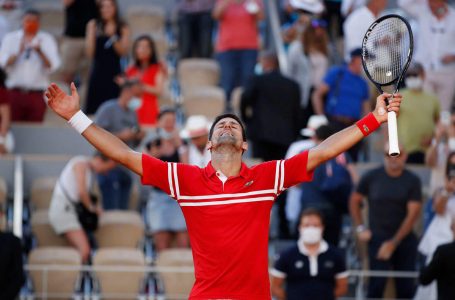 Novak Djokovic rallies from two sets down to win French Open, 19th Grand Slam title