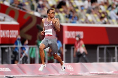 Andre De Grasse sets Canadian record, will run for Olympic gold in men’s 200m final