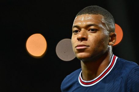 Real Madrid see €160m Kylian Mbappe offer rejected by PSG: sources