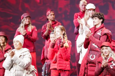 Team Canada unveils athlete outfits for Beijing Olympics, Paralympics