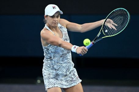 Ashleigh Barty cruises into 3rd round at Australian Open; Madison Keys also advances