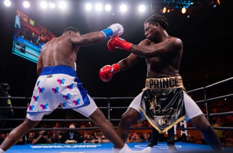 Luis Ortiz defeats Charles Martin via sixth-round stoppage in heavyweight bout