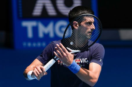 Novak Djokovic clarifies timeline of positive COVID-19 test, apologizes for ‘administrative mistake’ on travel form