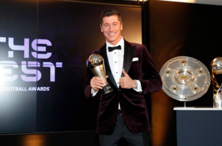 Robert Lewandowski beats Lionel Messi, equals Cristiano Ronaldo record with second award