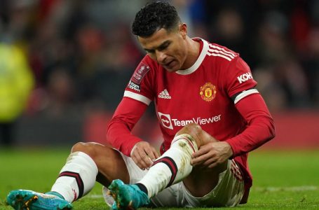Man United record biggest transfer loss, spending €1bn on players