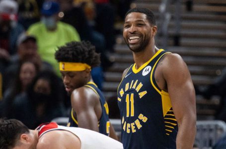 Pacers to waive Tristan Thompson, who will sign with Chicago Bulls, says Indiana coach Rick Carlisle