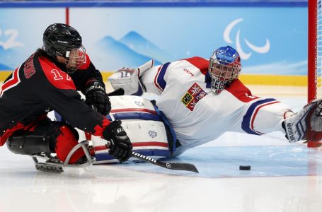 Canada earns silver suffering shutout loss to U.S. in Para ice hockey final in Beijing