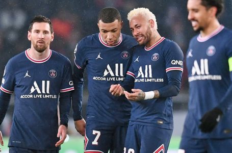 Kylian Mbappe orchestrates Paris Saint-Germain masterclass as Parisians beat Lorient 5-1