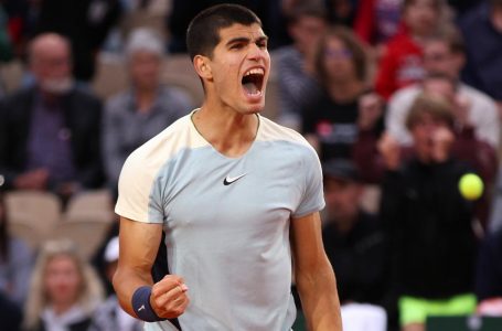 Carlos Alcaraz saves match point to reach third round of French Open