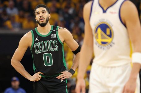 Boston Celtics again pushed to brink after unraveling in fourth quarter of Game 5 vs. Golden State Warriors