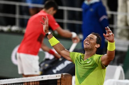 Rafael Nadal beats rival Novak Djokovic in 4-set quarterfinal showdown at French Open