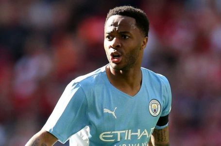 Raheem Sterling interested in Chelsea transfer; Man City want up to £60m