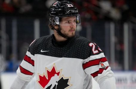 Canada finishes preliminary round undefeated, top of group with win over Finland at world juniors
