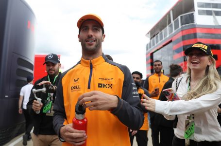 Daniel Ricciardo told Oscar Piastri will replace him at McLaren