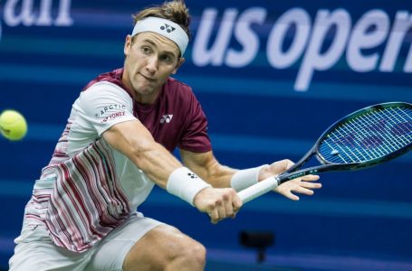 Casper Ruud dispatches Matteo Berrettini in straight sets to secure spot in US Open semifinals