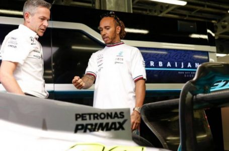 Lewis Hamilton expects to stay in F1 beyond 2023