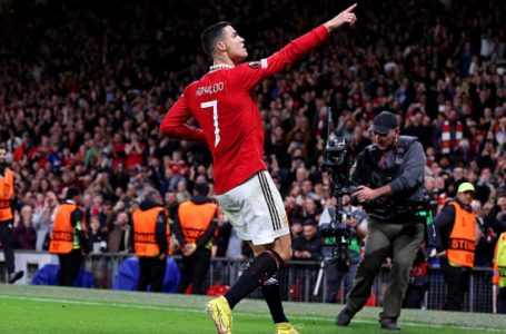Cristiano Ronaldo scores in return as Manchester United beat Sheriff Tiraspol