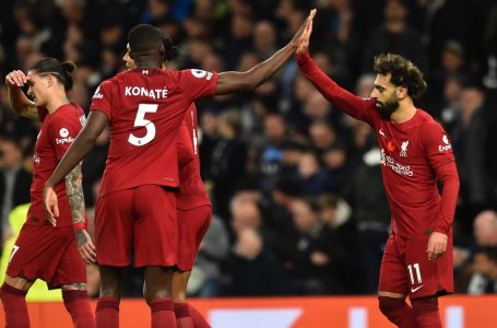 Mohamed Salah brace helps Liverpool to crucial win against Spurs