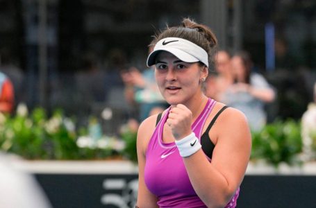 Bianca Andreescu eliminated in round of 16 at Adelaide International