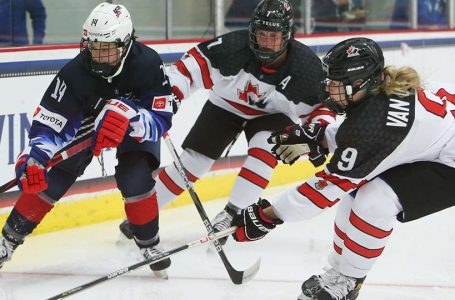 Canada defeats U.S. to remain undefeated at U18 women’s hockey worlds