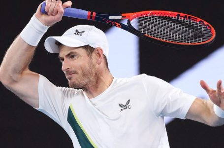 Andy Murray knocked out of Australian Open after third round defeat to Roberto Bautista Agut