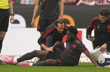 Alphonso Davies could miss balance of Bayern Munich season with thigh injury