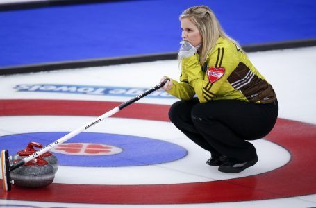 Canada 4-1 at mixed doubles curling worlds, tied with Estonia atop Group A
