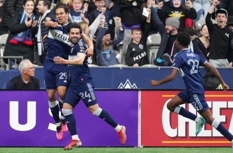 Gauld nets winner as Whitecaps beat CF Montreal to repeat as Canadian champions