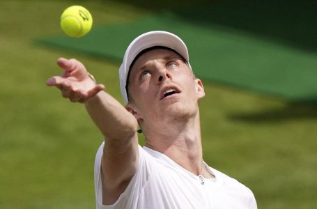 Canada’s Andreescu, Shapovalov earn victories at Wimbledon