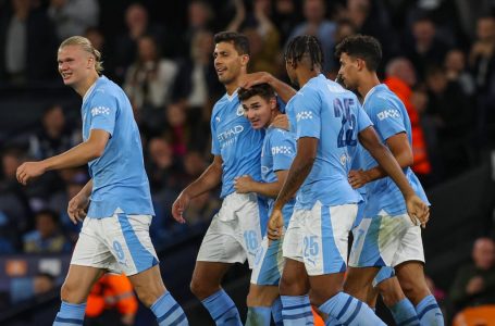 Álvarez fires UCL holders Man City to opening win over Red Star