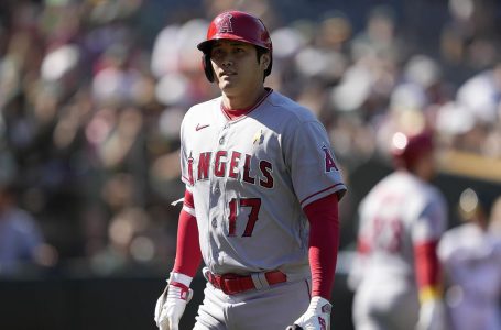 Shohei Ohtani joining Dodgers on 10-year, $700M contract