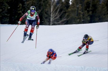 Ottawa’s Hannah Schmidt rules ski cross for 2nd straight day, winning 4-woman final
